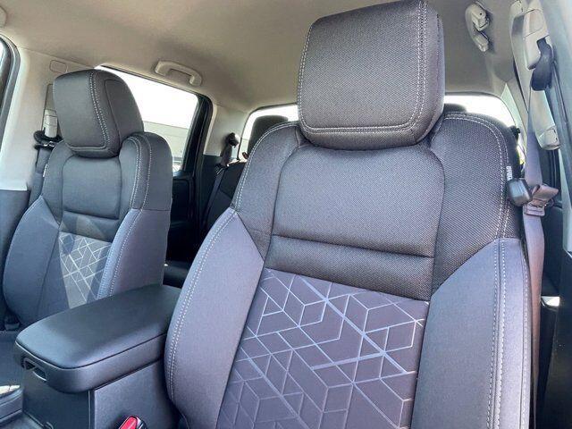 new 2025 Nissan Frontier car, priced at $36,076