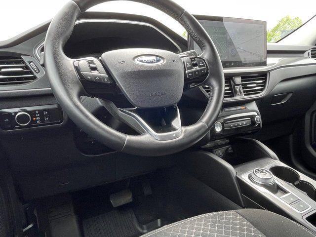 used 2023 Ford Escape car, priced at $26,995