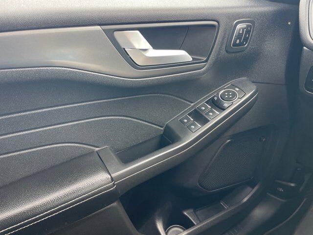 used 2023 Ford Escape car, priced at $26,995
