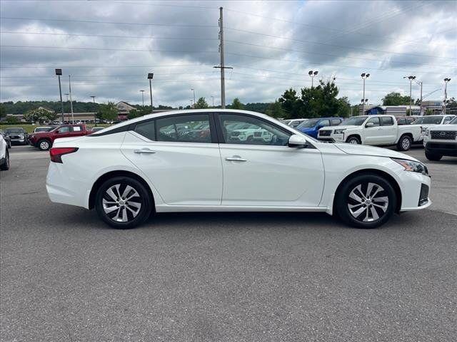 used 2023 Nissan Altima car, priced at $26,997