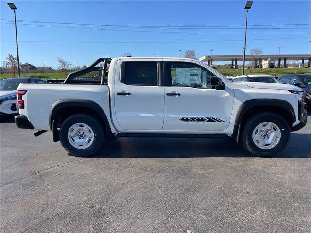 new 2024 Nissan Frontier car, priced at $40,742