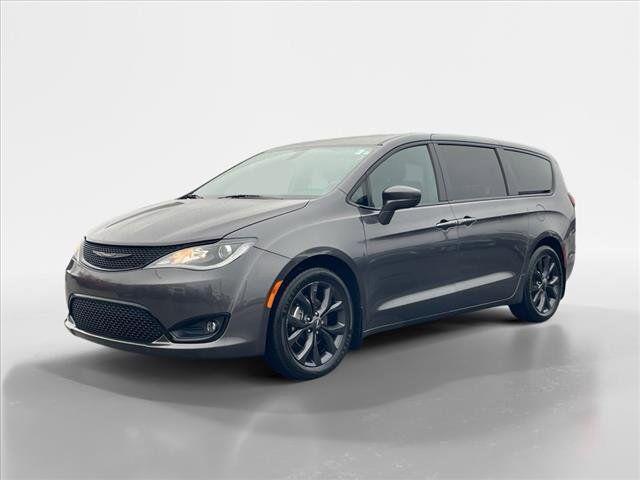 used 2019 Chrysler Pacifica car, priced at $21,995