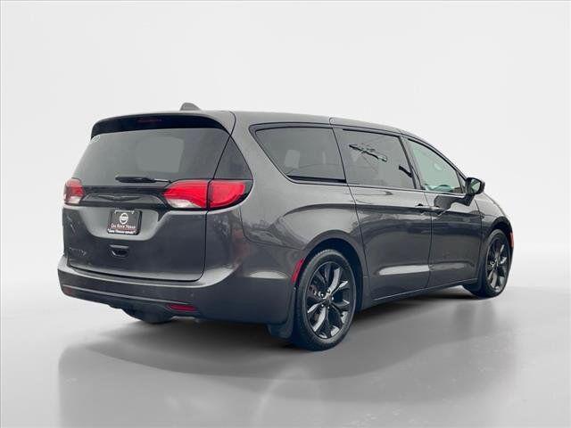 used 2019 Chrysler Pacifica car, priced at $21,995