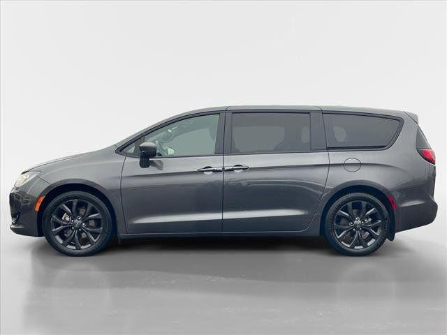 used 2019 Chrysler Pacifica car, priced at $21,995