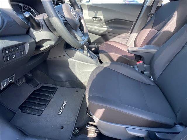 new 2025 Nissan Kicks car, priced at $23,071