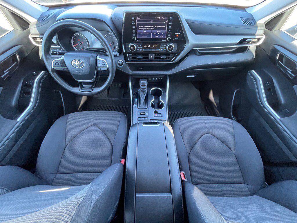 used 2022 Toyota Highlander car, priced at $32,995