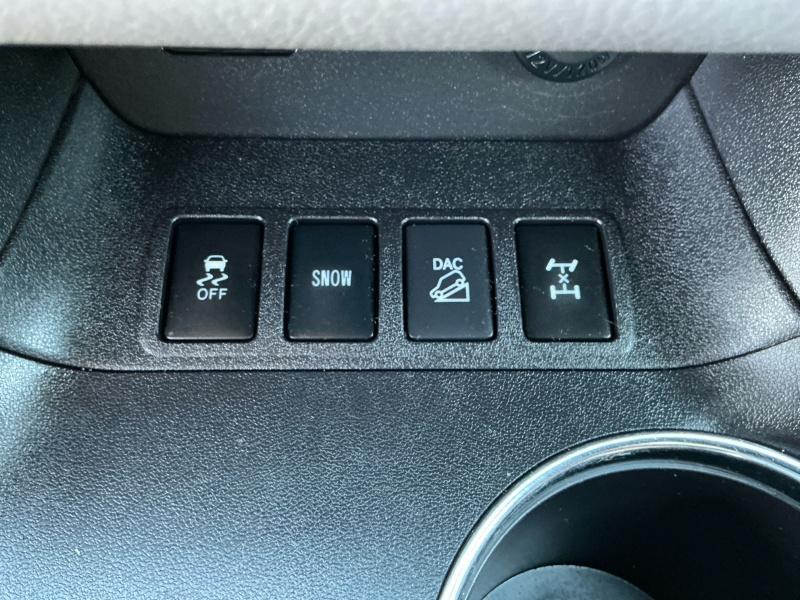 used 2016 Toyota Highlander car, priced at $21,995