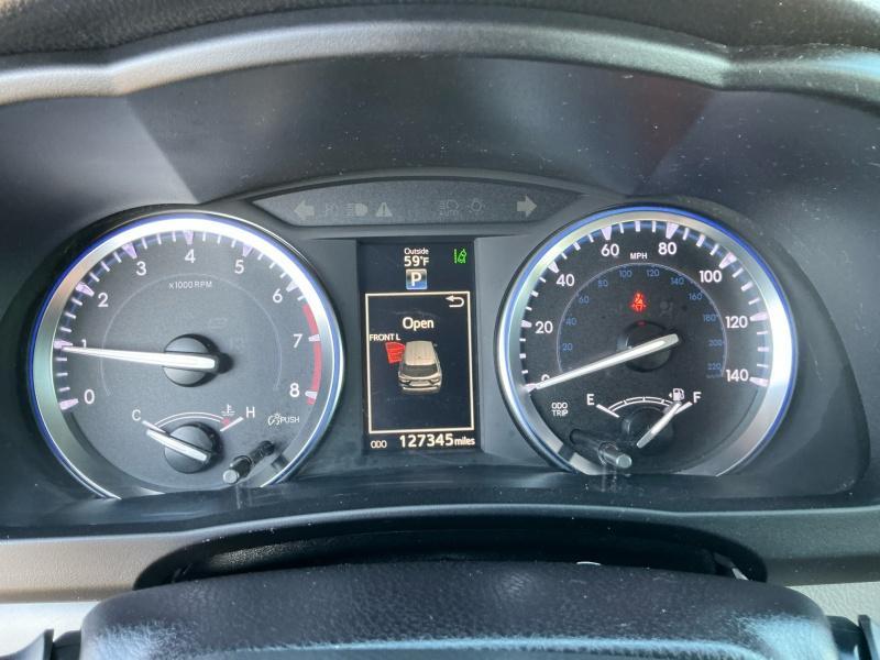 used 2016 Toyota Highlander car, priced at $21,995