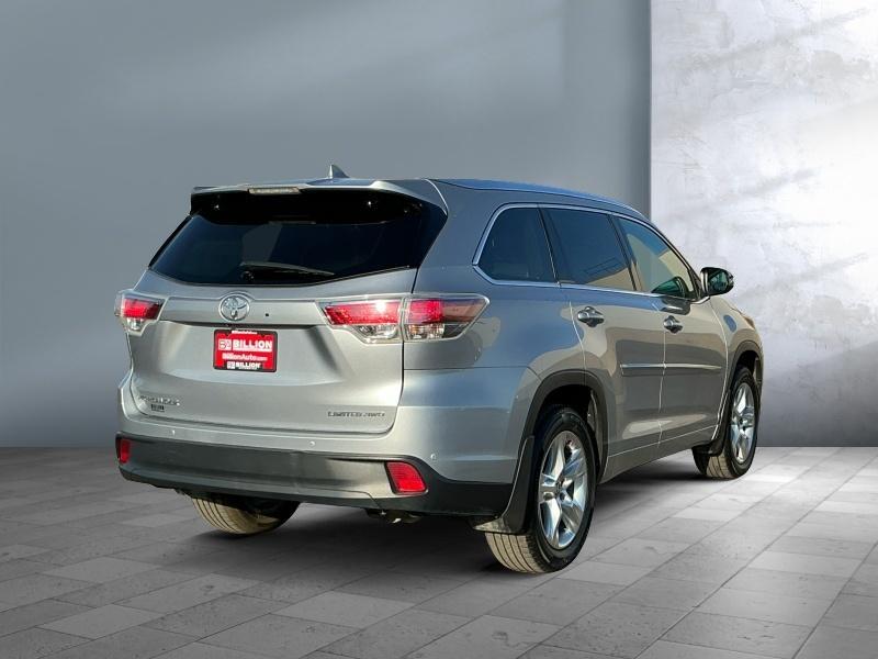 used 2016 Toyota Highlander car, priced at $21,995
