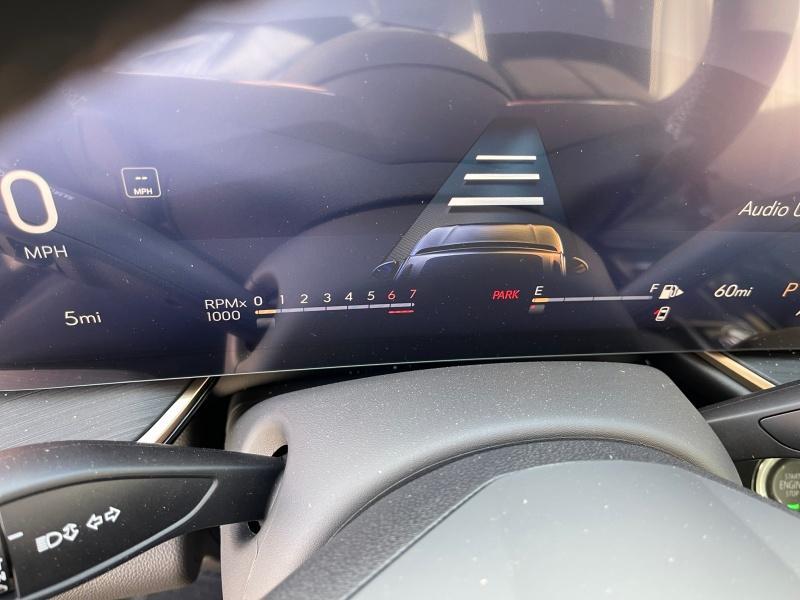 new 2025 Buick Envision car, priced at $45,994