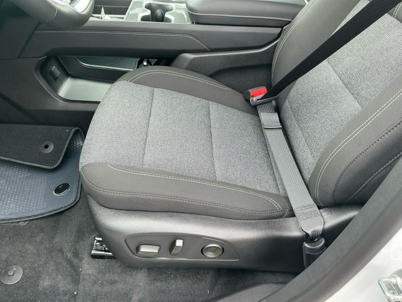 new 2025 GMC Acadia car, priced at $46,894