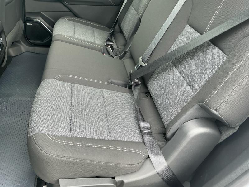 new 2025 GMC Acadia car, priced at $46,894
