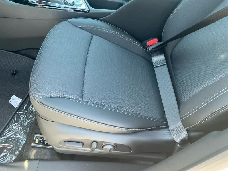 new 2025 Buick Encore GX car, priced at $32,224