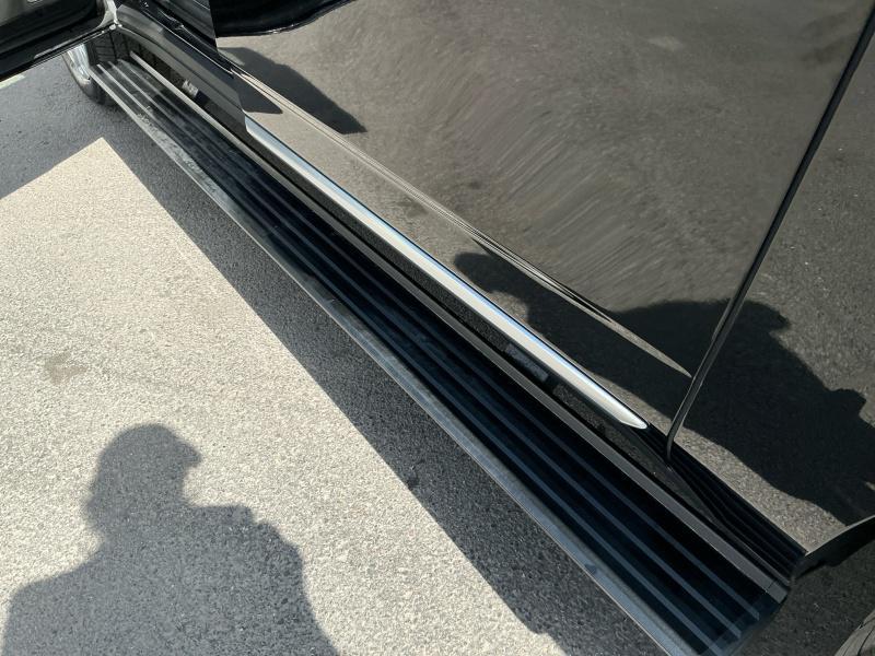 used 2023 GMC Yukon XL car, priced at $58,995