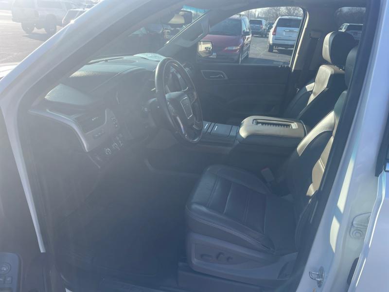 used 2020 GMC Yukon XL car, priced at $35,495
