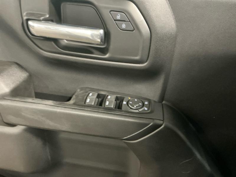 new 2025 GMC Sierra 1500 car, priced at $43,844