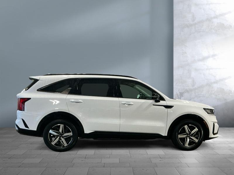 used 2022 Kia Sorento car, priced at $27,995