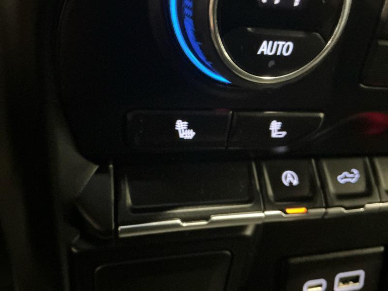 used 2022 Chevrolet Silverado 1500 car, priced at $33,995