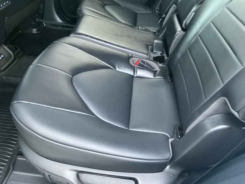 used 2022 Toyota Highlander car, priced at $37,995