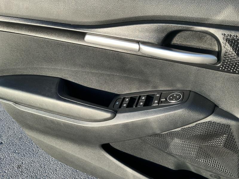 used 2022 Kia Seltos car, priced at $20,295