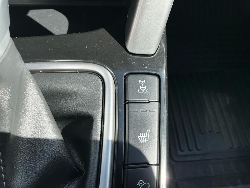 used 2023 Kia Seltos car, priced at $23,995