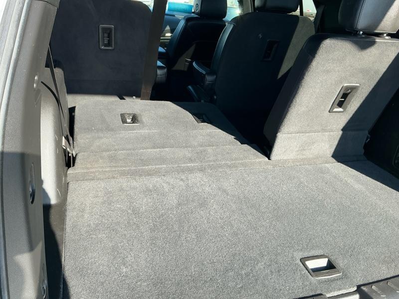 used 2023 Chevrolet Traverse car, priced at $38,995