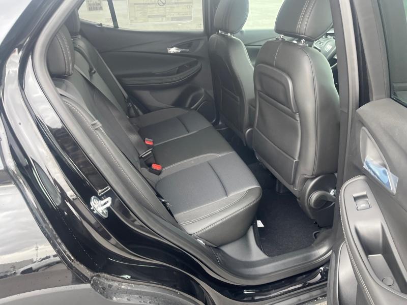 new 2025 Buick Encore GX car, priced at $31,624