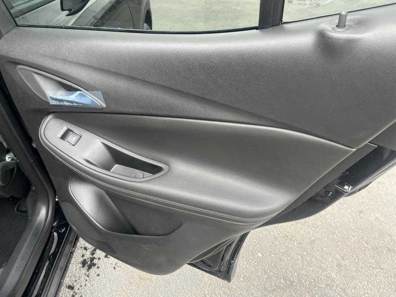 new 2025 Buick Encore GX car, priced at $31,624