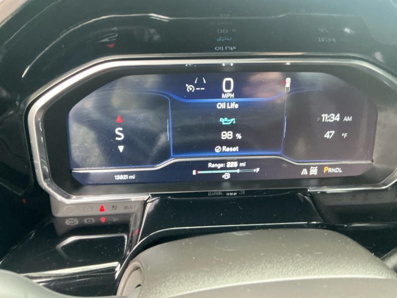 used 2024 Chevrolet Silverado 1500 car, priced at $42,995