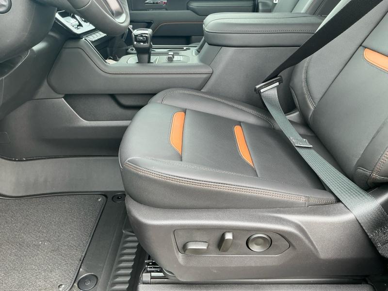 new 2025 GMC Sierra 1500 car, priced at $68,809