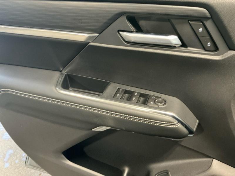 new 2025 GMC Acadia car, priced at $47,389