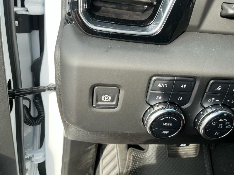 new 2025 GMC Sierra 3500 car, priced at $105,034