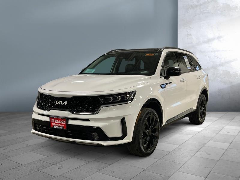 used 2022 Kia Sorento car, priced at $32,495