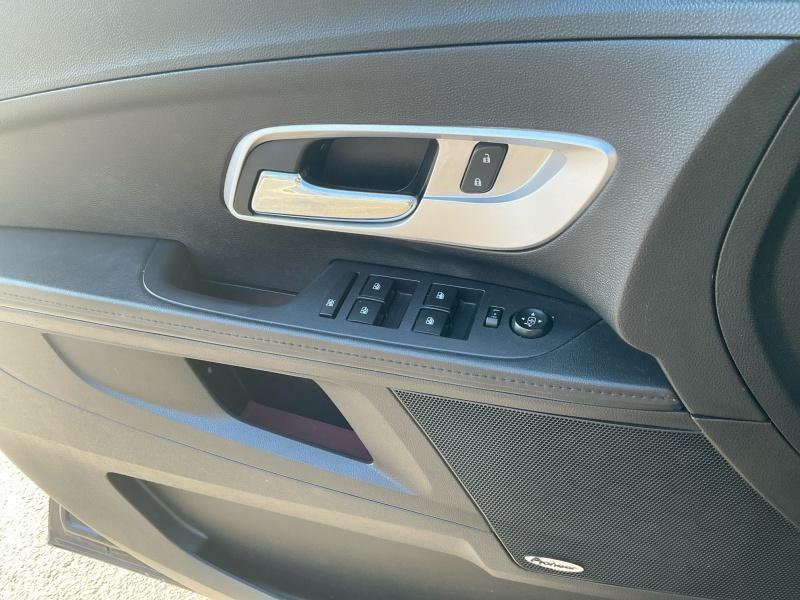 used 2016 Chevrolet Equinox car, priced at $11,995