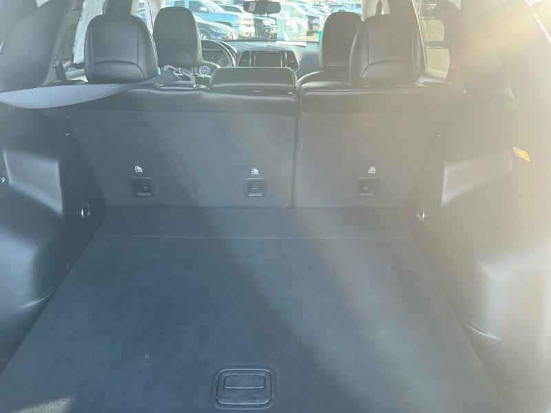 used 2019 Jeep Cherokee car, priced at $18,995