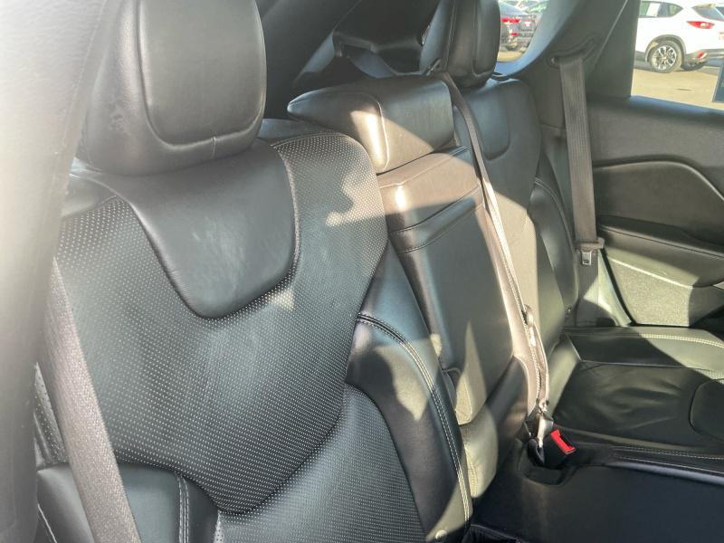 used 2019 Jeep Cherokee car, priced at $18,995