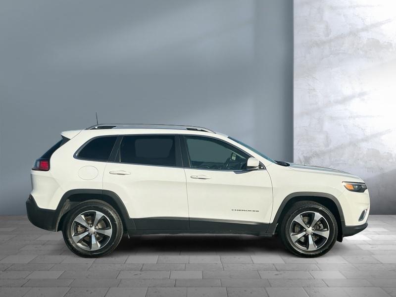 used 2019 Jeep Cherokee car, priced at $18,995