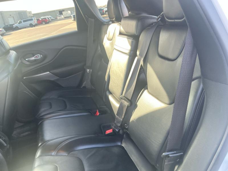 used 2019 Jeep Cherokee car, priced at $18,995