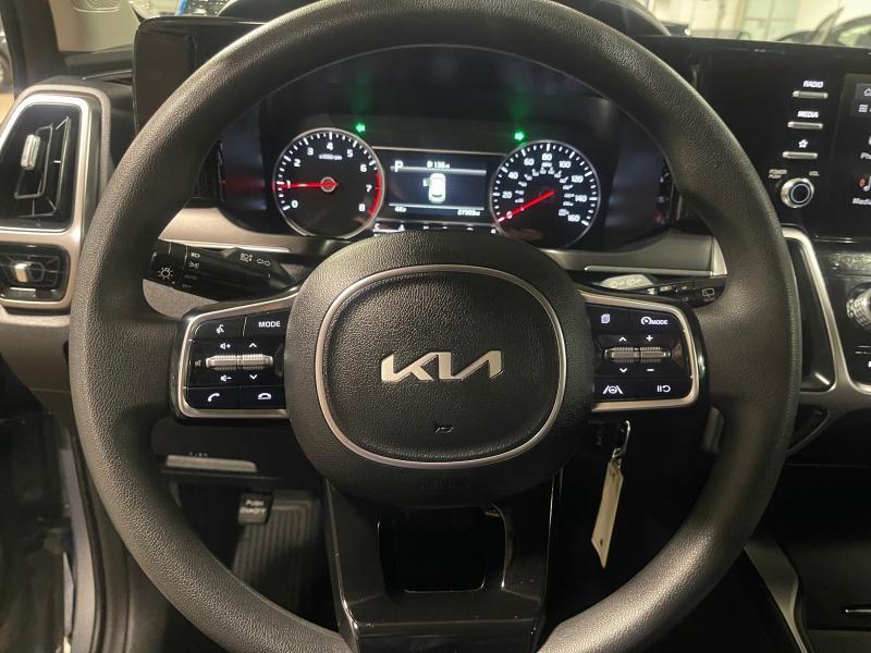 used 2023 Kia Sorento car, priced at $26,995