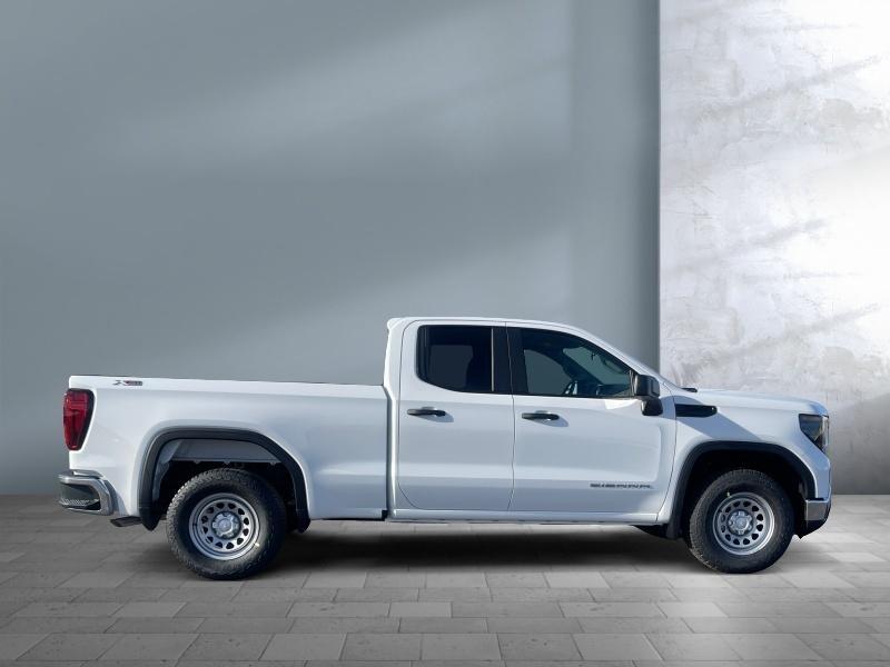 new 2025 GMC Sierra 1500 car, priced at $50,914