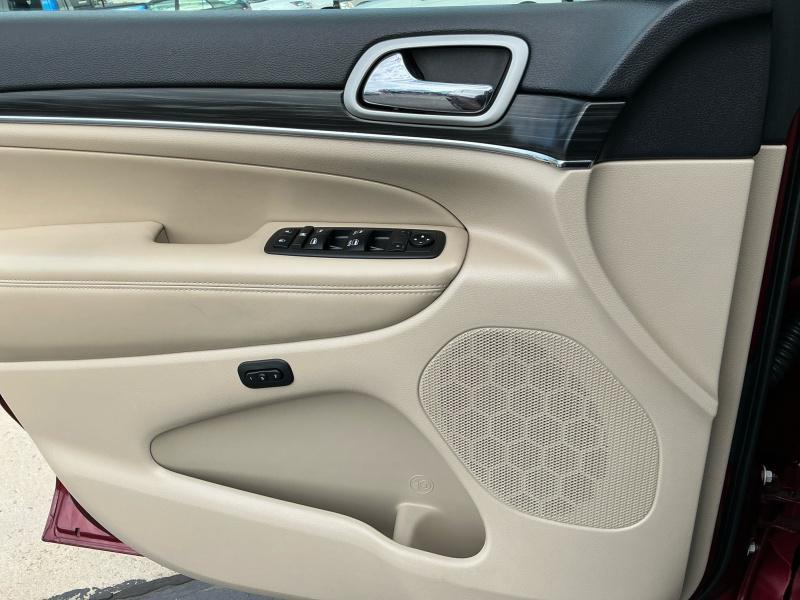 used 2021 Jeep Grand Cherokee car, priced at $29,495