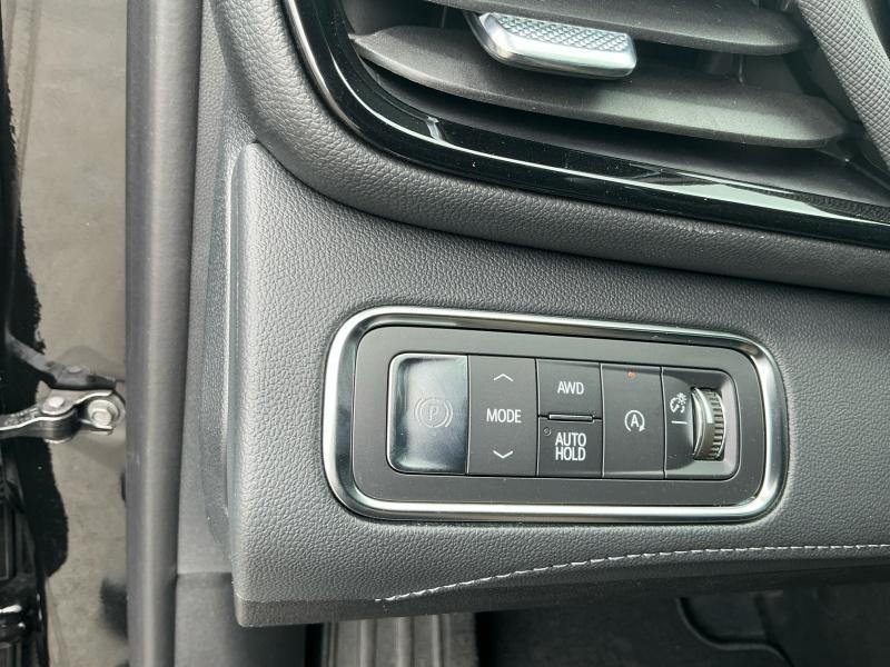 new 2025 Buick Enclave car, priced at $56,734
