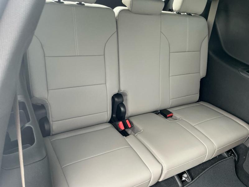 new 2025 GMC Acadia car, priced at $51,829