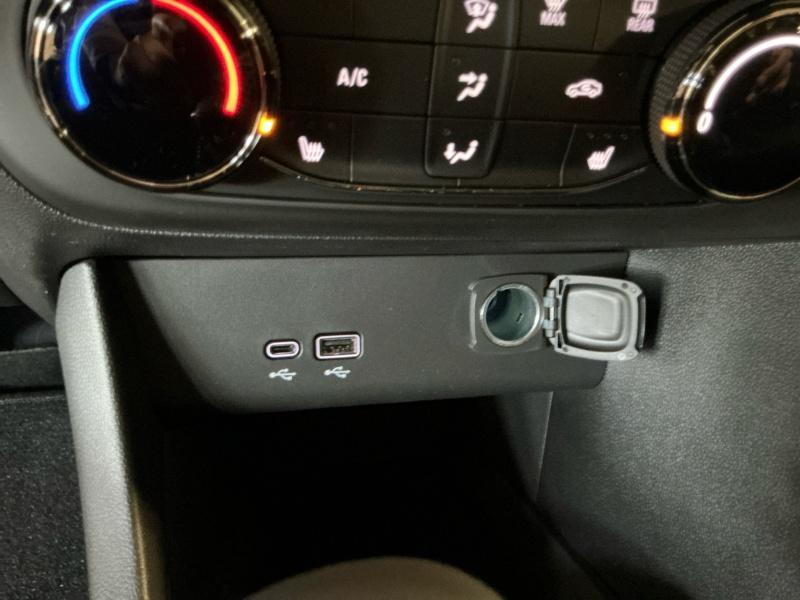 new 2025 Buick Encore GX car, priced at $31,624
