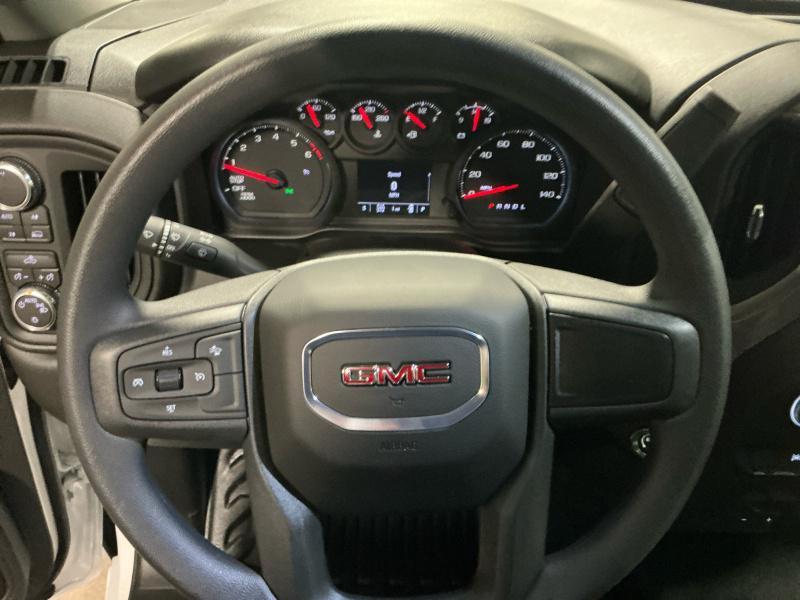 new 2026 GMC Sierra 1500 car, priced at $46,174