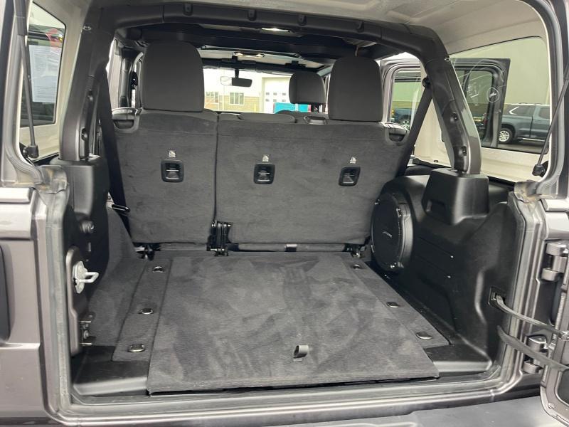 used 2021 Jeep Wrangler Unlimited car, priced at $33,995