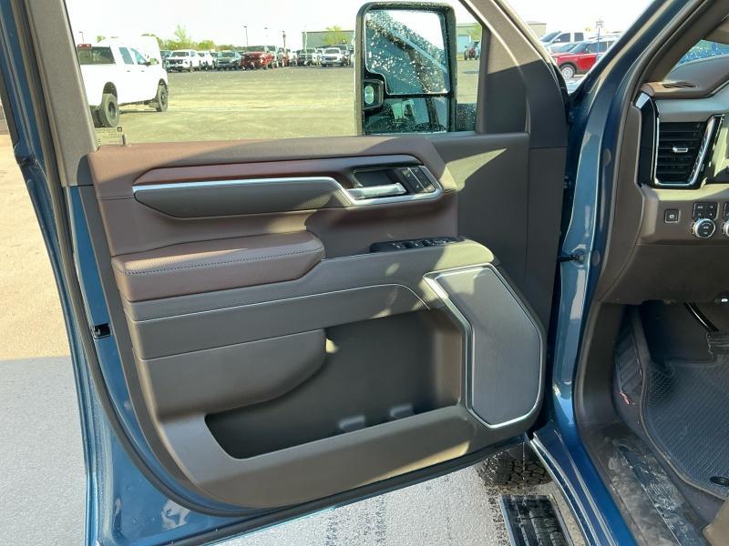 new 2025 GMC Sierra 2500 car, priced at $89,859