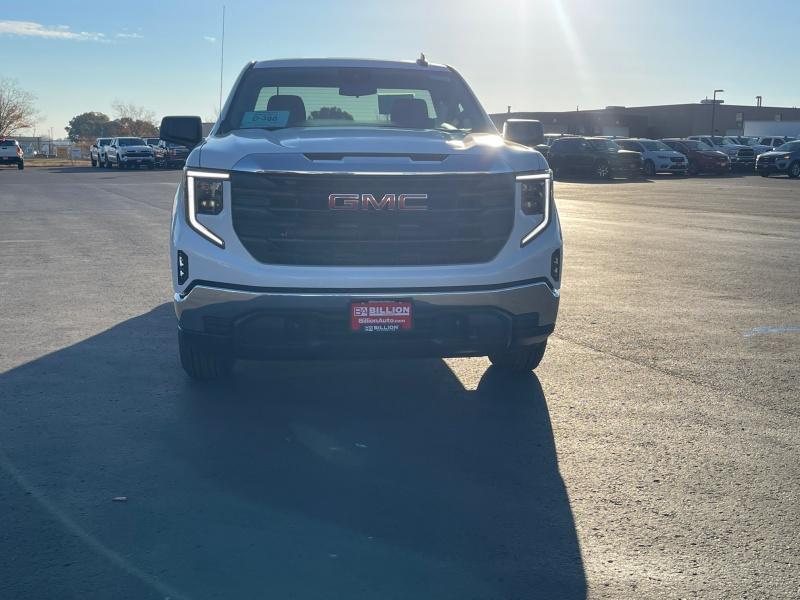 new 2025 GMC Sierra 1500 car, priced at $40,209