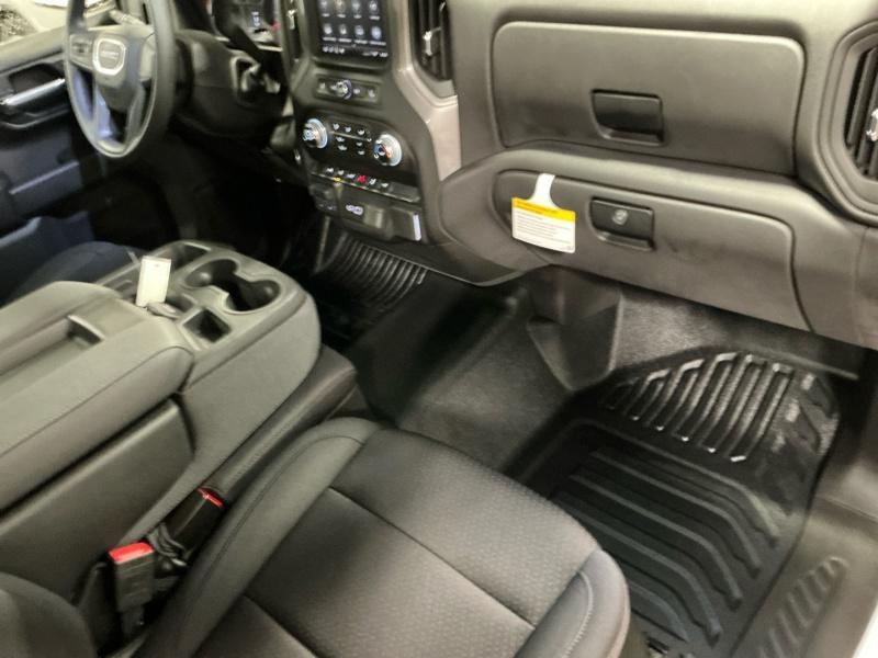 new 2025 GMC Sierra 1500 car, priced at $37,209
