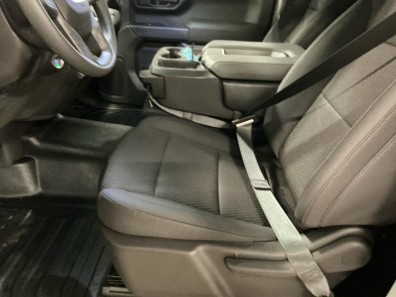 new 2025 GMC Sierra 1500 car, priced at $37,209